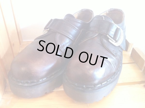 画像1: 【24838-329】Dr.Martens　ストラップ付きローカット　（ブラウン）　USED (1)