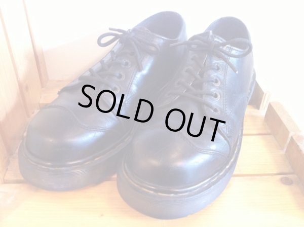 画像1: 【26680-704】Dr.Martens　トゥキャッププラットフォームローカット　（ブラック）　USED (1)