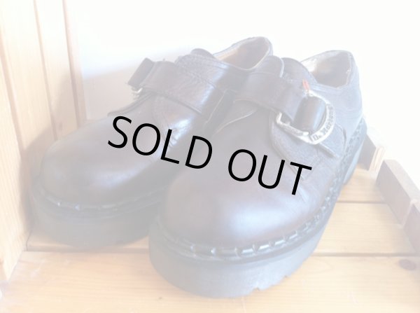 画像1: 【27639-793】Dr.Martens　プラットフォームストラップ付ローカット　（ブラウン）　USED (1)