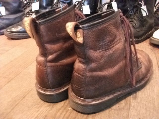 画像: 【19977-74】Dr.Martens　8ホール　（ブラウン）　USED