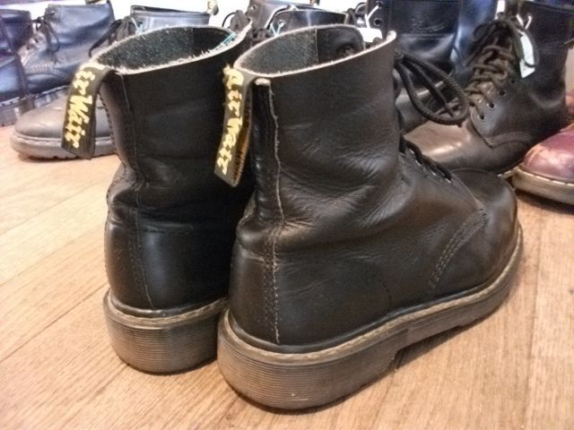 画像: 【24510-197】Dr.Martens　7ホール　（ブラック）　USED