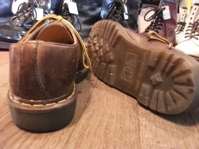 画像: 【24492-199】Dr.Martens　4ホールローカット　（ブラウン）　USED