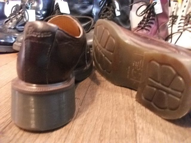 画像: 【24493-198】Dr.Martens　4ホールローカット　（ブラウン）　USED