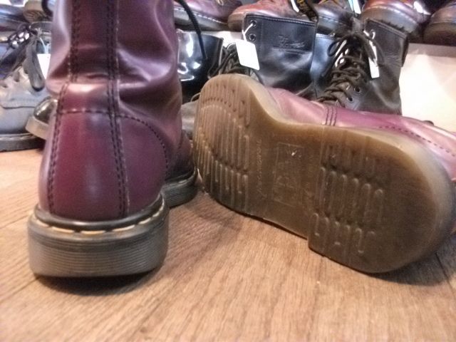 画像: 【24511-196】Dr.Martens　8ホール　（パープル）　USED