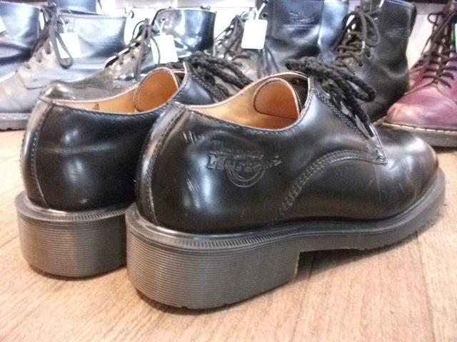 画像: 【24506-210】Dr.Martens　4ホールローカット　（ブラック）　USED