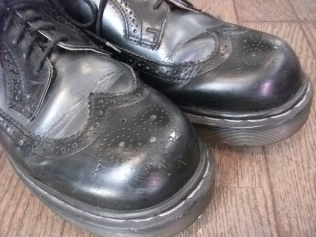 画像: 【24503-212】Dr.Martens　ウィングチップローカット　（ブラック/メタリックグレー）　USED