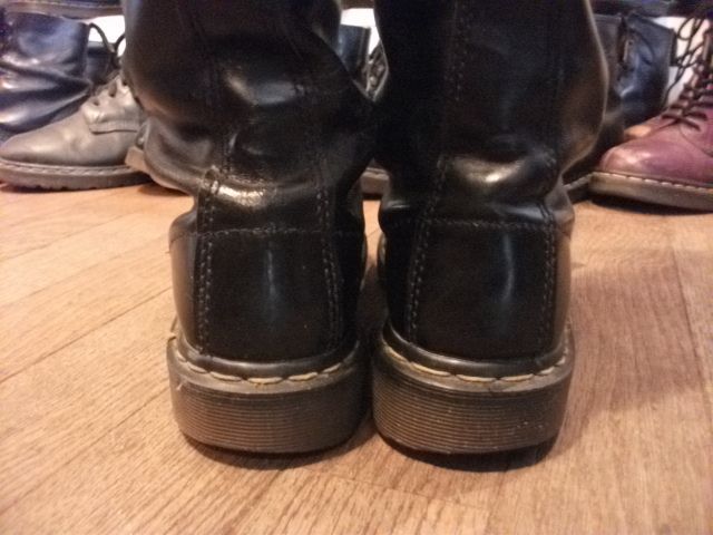 画像: 【24639-251】Dr.Martens　20ホール　（ブラック）　USED